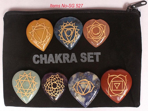 Engrave Chakra Heart Set With Velvet Purse