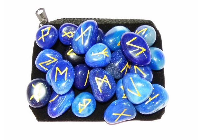 Blue Onyx Rune Set