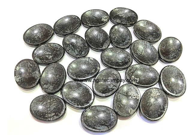 Nuummite Worry Stone
